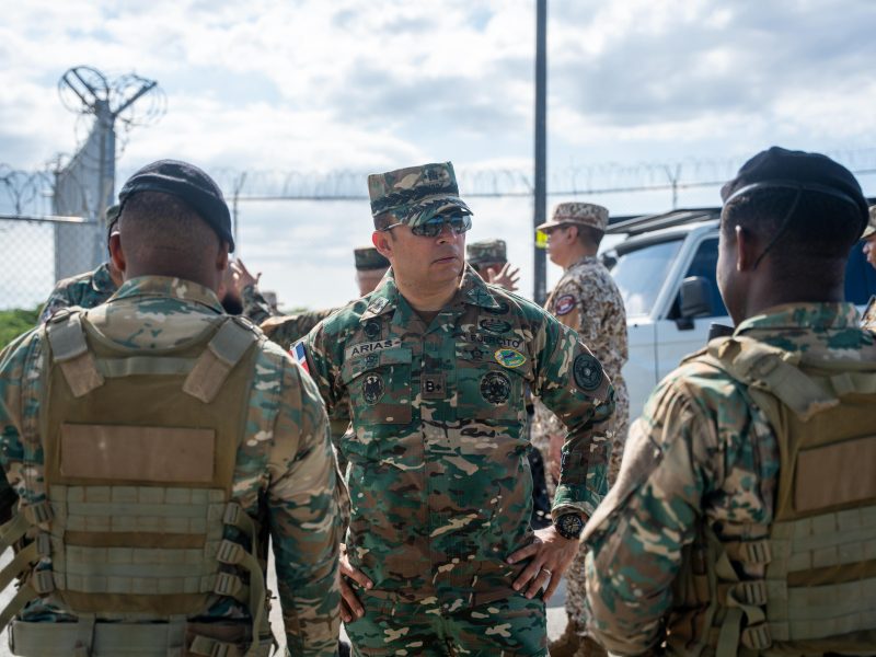 VIDEO) Comandante del Ejército supervisa operaciones durante tres días en la frontera