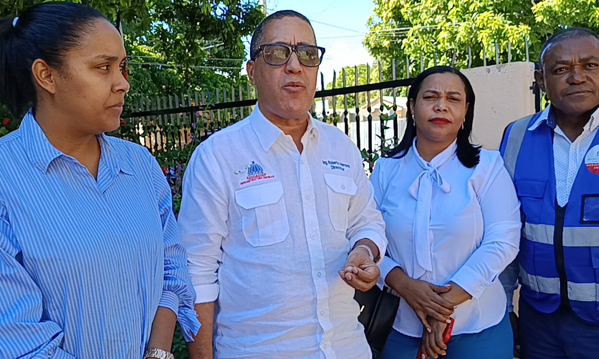 Anuncian construcción del Liceo Técnico Manuel de Jesús Galván en Neiba