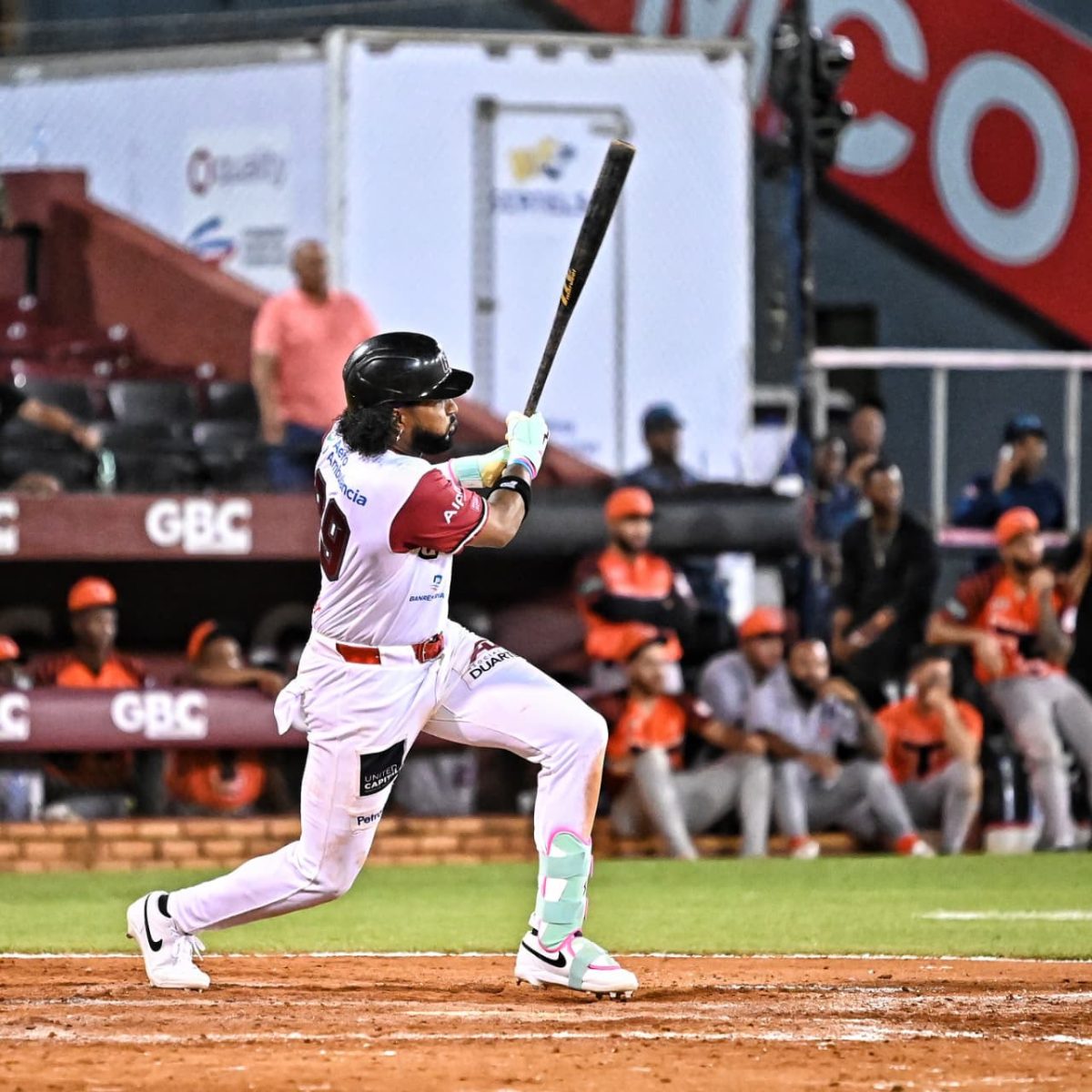 Gigantes dejan en el terreno a los Toros con victoria 6-5