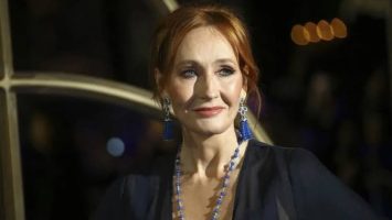 JK Rowling dice que «seguirá defendiendo» su opinión sobre activismo trans pese a amenazas